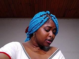 Latina Italian Speaking Couples Webcams Live! - C2C Porn