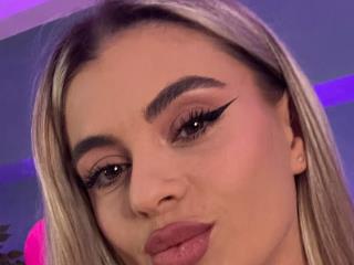 Squirting Sex Cam Girls Live! - C2C Porn