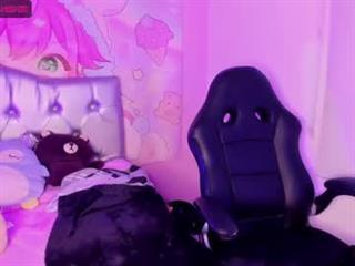 Small Tittied 1080 HD Trans Cams Live! - C2C Porn